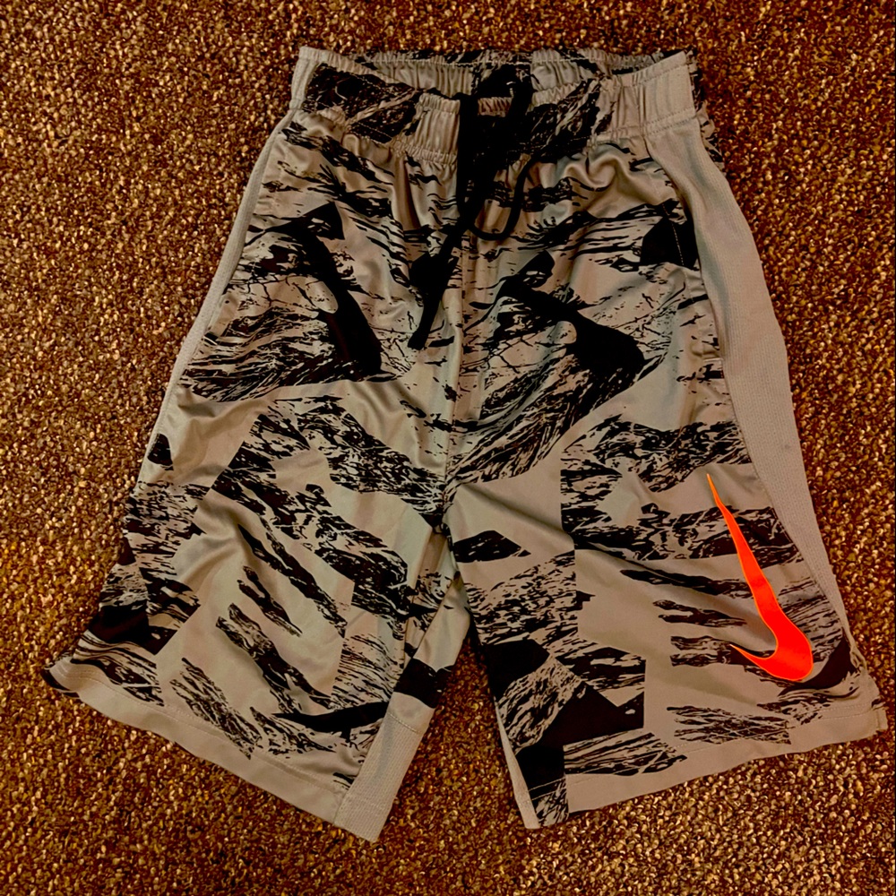 Boys size Large Nike shorts